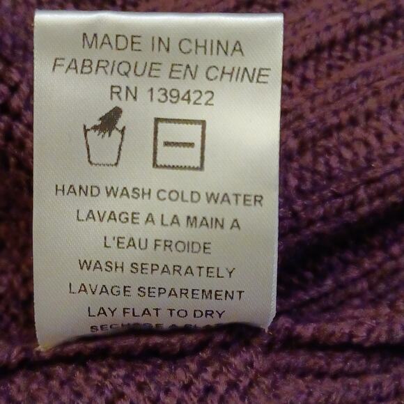 TOBI Give Love Cold Shoulder Sweater Mini Dress. Size L - Picture 11 of 11